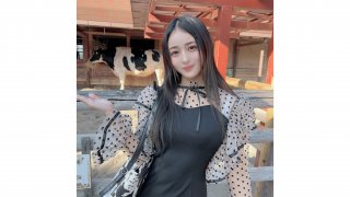 First Shooting/Face Appearance! ! Limited To 3 Days! ! The Real Face Of This Enchanting Beauty With A Cute Face Is A Perverted E-Cup Big Breasted Woman With A Strong Sexual Desire… She Bares Her Sexual Desire In Public Sex, Straddles A Man, And Cums In Screaming Pleasure! !