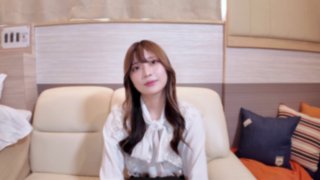 Invincible Smile! Explosion Into The Mouth With Little Experience Of Blowjobs! First Shot Of Misa-Chan, The No. 1 Whitening Body.